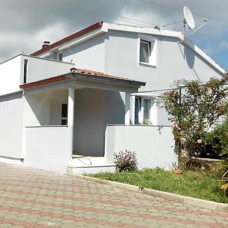 Holiday Home Marsan Pula Luaran gambar