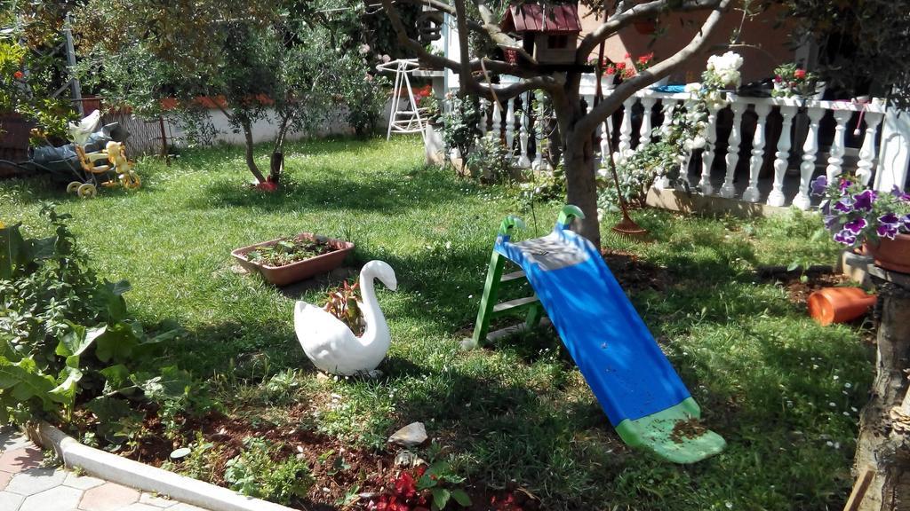Holiday Home Marsan Pula Luaran gambar