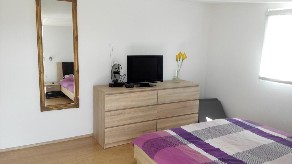 Holiday Home Marsan Pula Luaran gambar